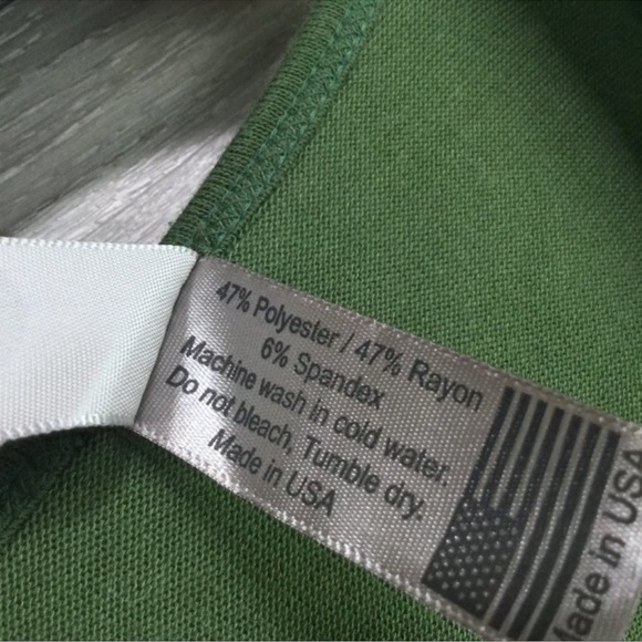 Go Couture Olive Camo High-Low Long Sleeve Handkerchief Tunic Sweater Top Size S - Picture 6 of 7